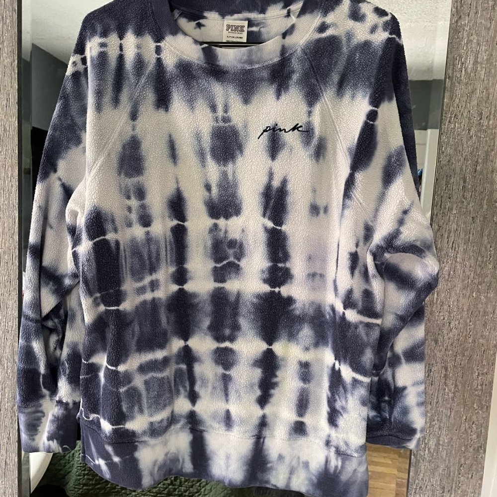 Beachy PINK Crewneck